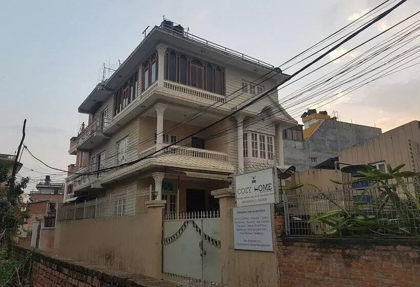 تختخواب و صبحانه Cozy Home