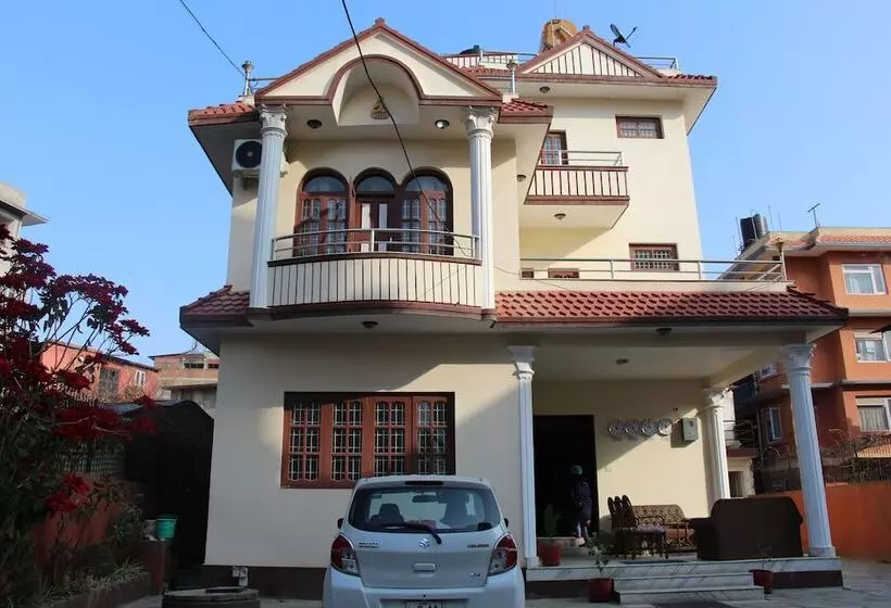 تختخواب و صبحانه Cozy Home