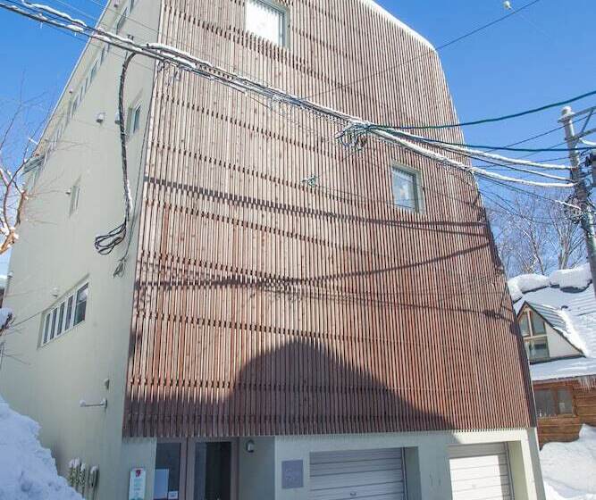 Full Circle Apartments