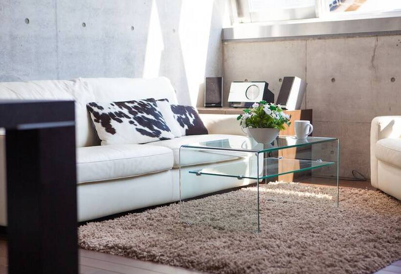 Full Circle Apartments