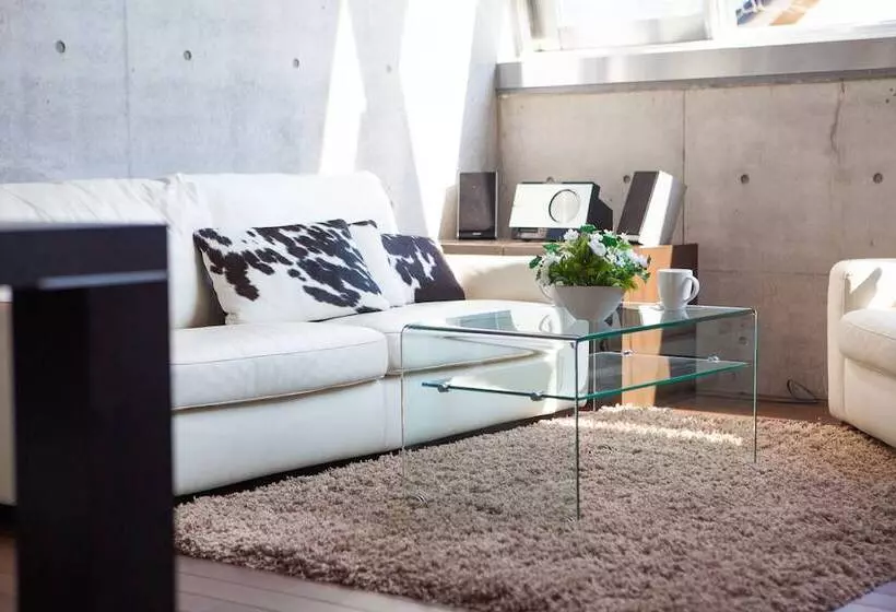 Full Circle Apartments