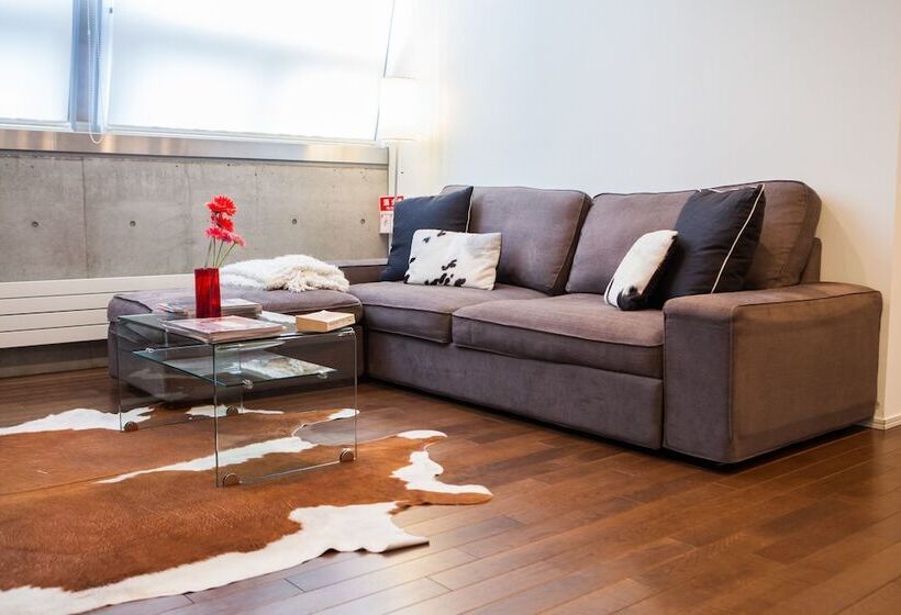 Full Circle Apartments