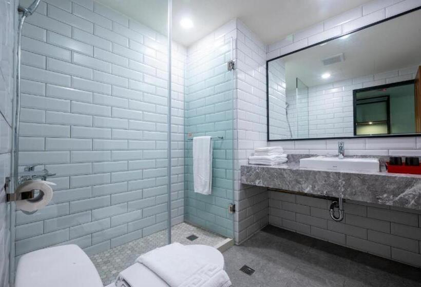 هتل Howard Resort Xitou