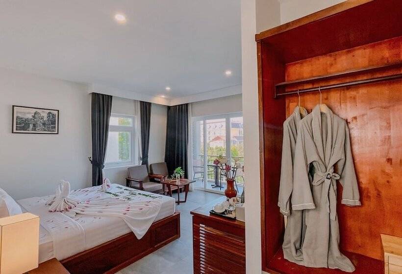 هتل Indra Angkor Residence