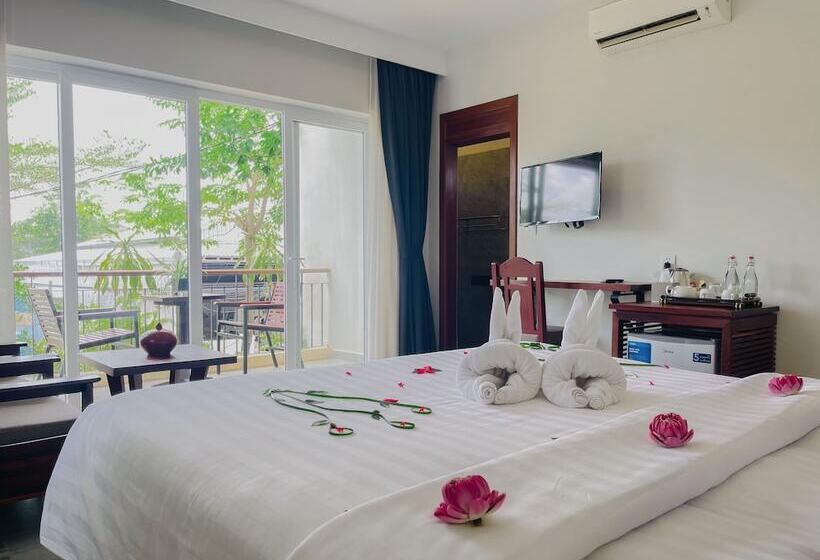 هتل Indra Angkor Residence