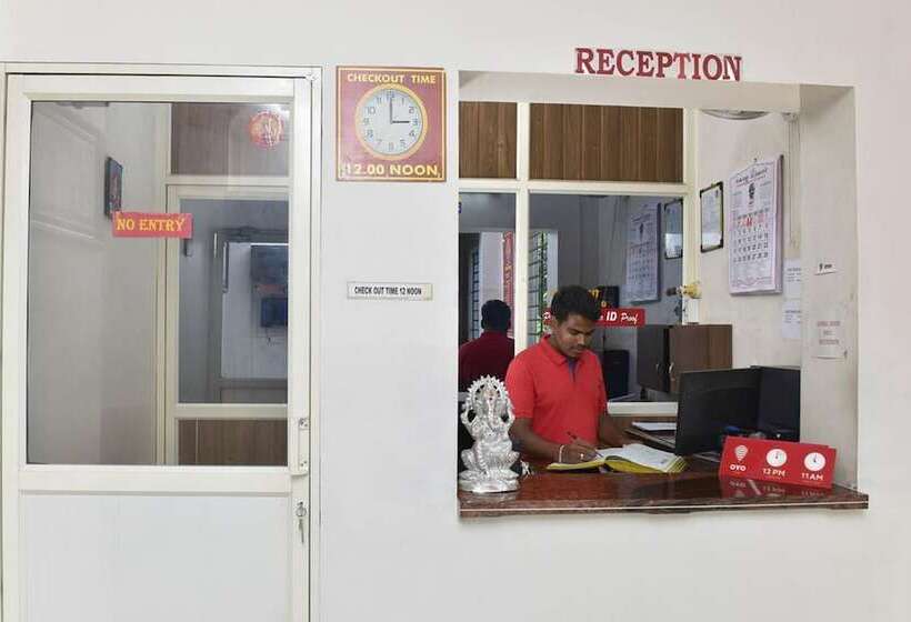 בית מלון כפרי Saravana Inn