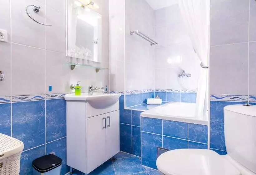 Majatalo Apartments And Rooms With Wifi Split   16550