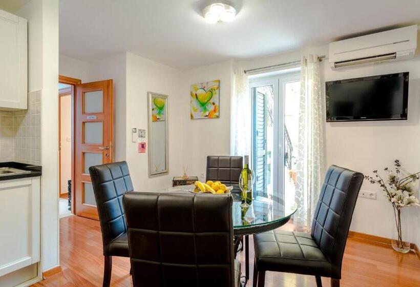 Pensão Apartments And Rooms With Wifi Split   16550