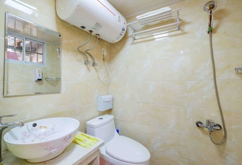 پانسیون Dongzha Renjia Inn