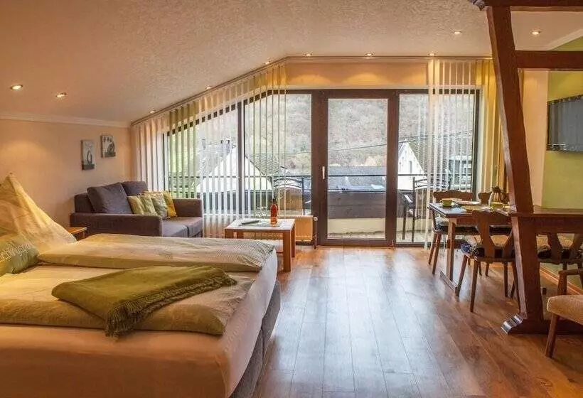 Majatalo Ferienweingut Stein