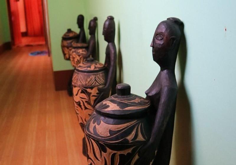 Majatalo Lady Grace Inn