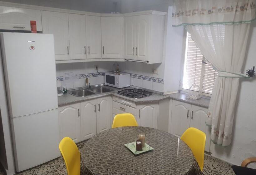 بنسيون Casa Rural Lunares Y Salinera