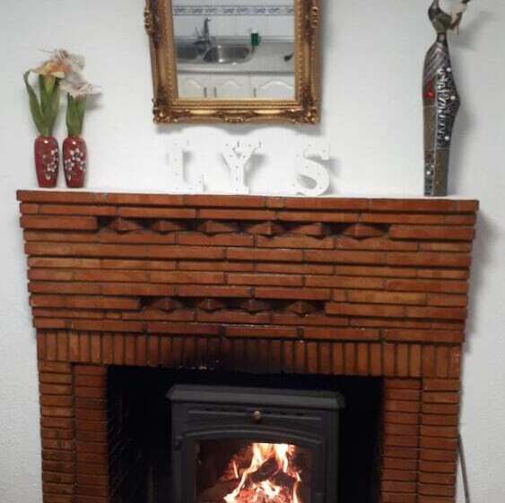 بنسيون Casa Rural Lunares Y Salinera