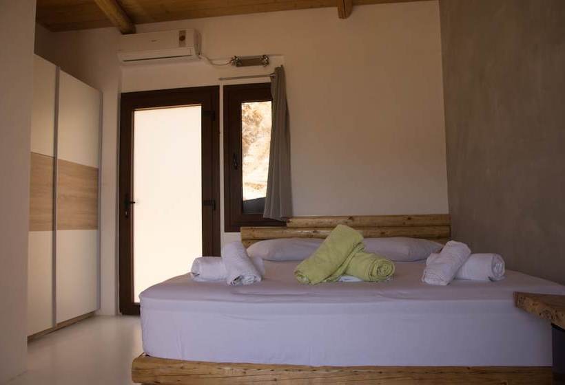 Pension (Hôtel basse catégorie) Spathi Beach Suites Kea