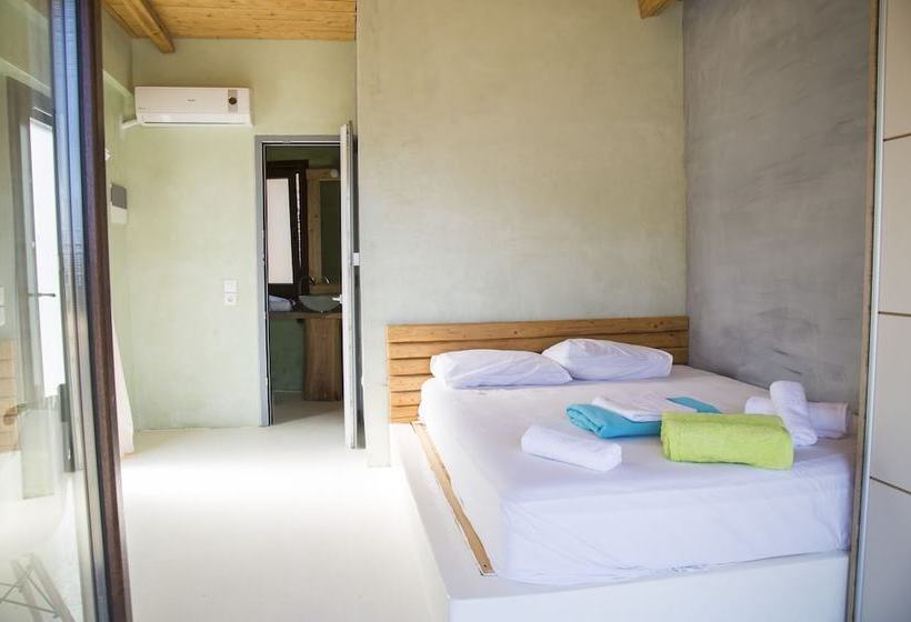 Pension (Hôtel basse catégorie) Spathi Beach Suites Kea