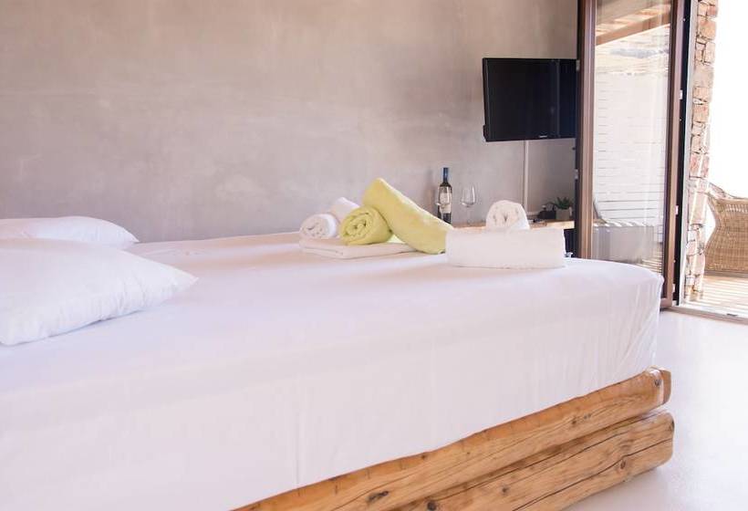 Pension (Hôtel basse catégorie) Spathi Beach Suites Kea