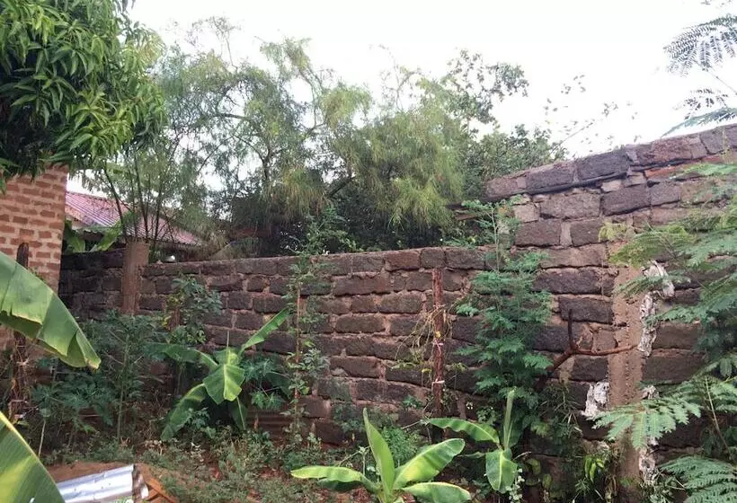 پانسیون Tsavo Homestays