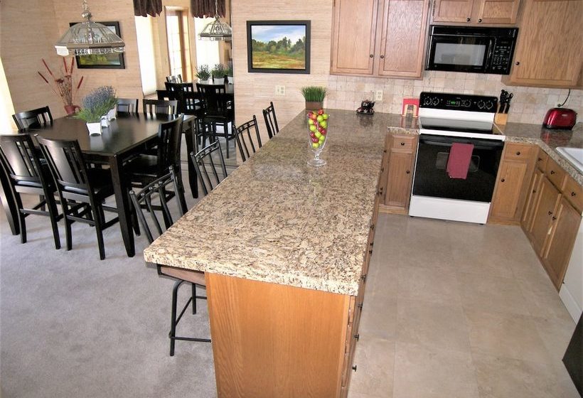 Saltlick 2 Bed 2 Bath