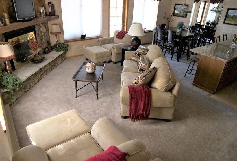 Saltlick 2 Bed 2 Bath