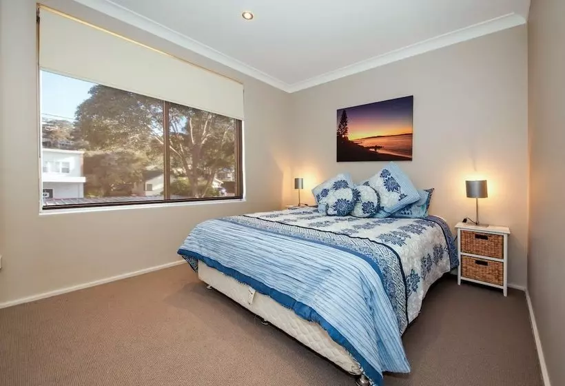 Alcheringa  Unit 3 & 4/32 Sandy Point Road