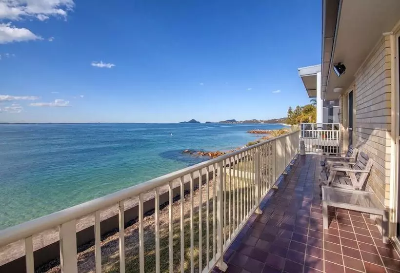 Alcheringa  Unit 3 & 4/32 Sandy Point Road