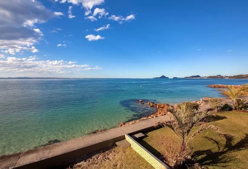 Alcheringa  Unit 3 & 4/32 Sandy Point Road
