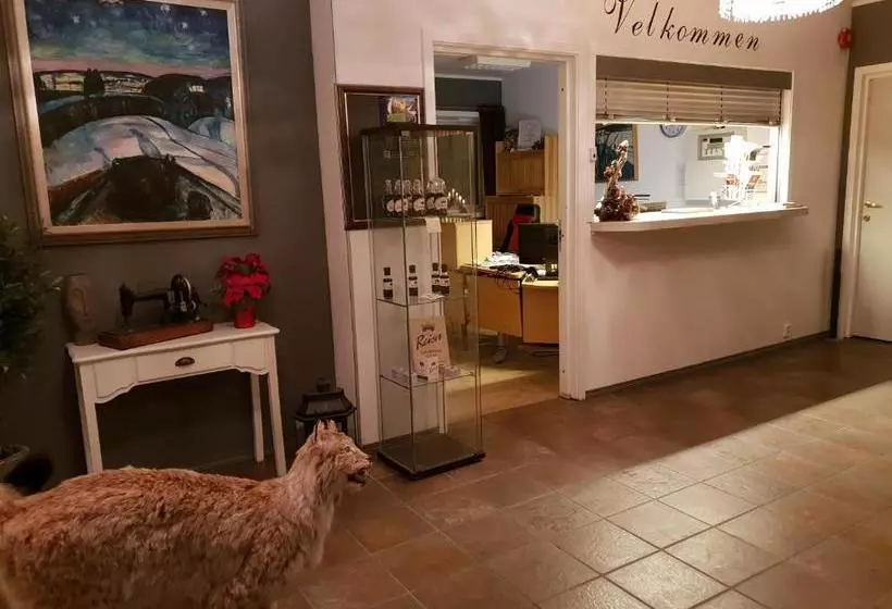 Majatalo Henriksen Gjestestue