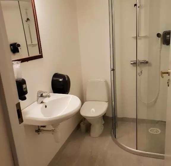 Majatalo Henriksen Gjestestue