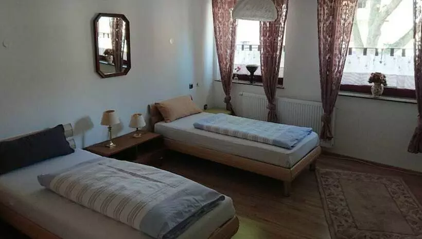 ペンション Marstall Apartmenthaus Kassel