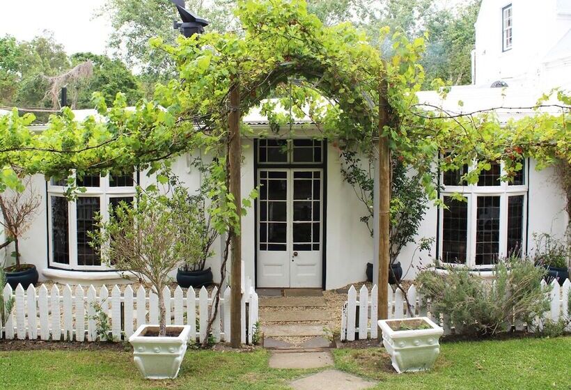 ペンション Moffid's Place