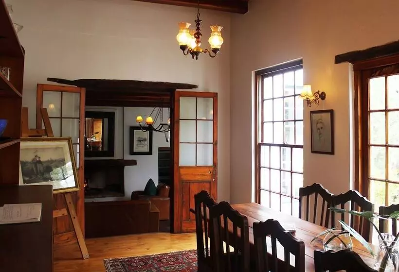 Majatalo Moffid's Place