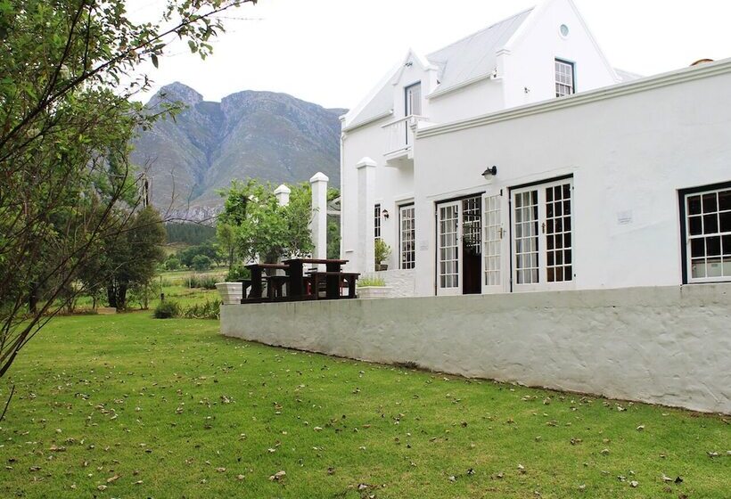 ペンション Moffid's Place