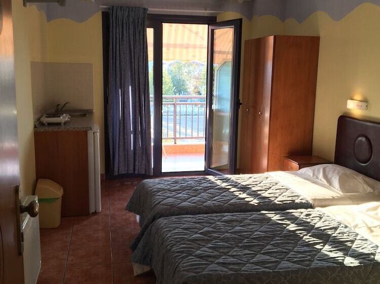 פנסיון Penthesylia