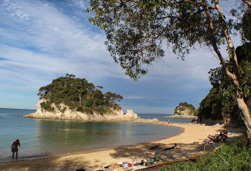 פנסיון The Beachfront Bach