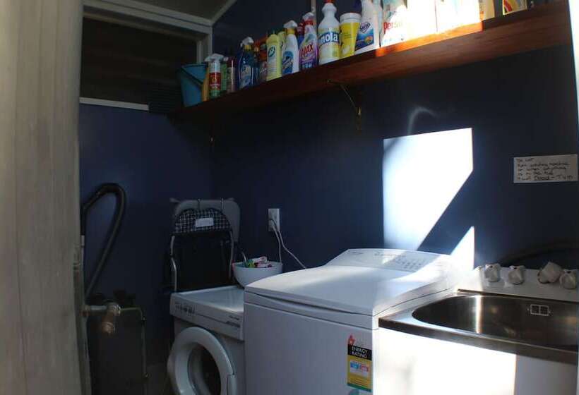 פנסיון The Beachfront Bach