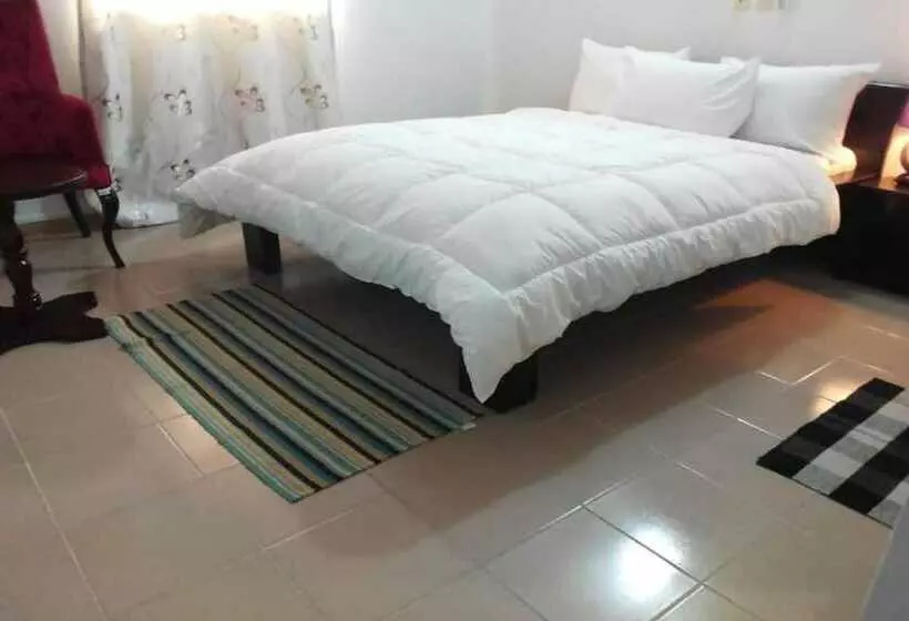 پانسیون Villa Onelis