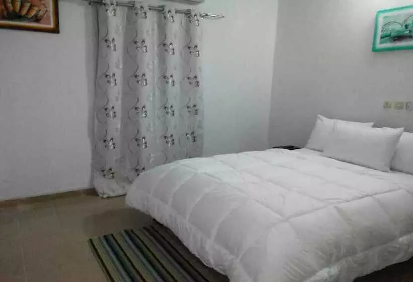 پانسیون Villa Onelis