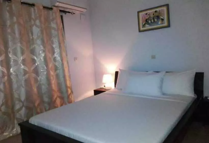 پانسیون Villa Onelis