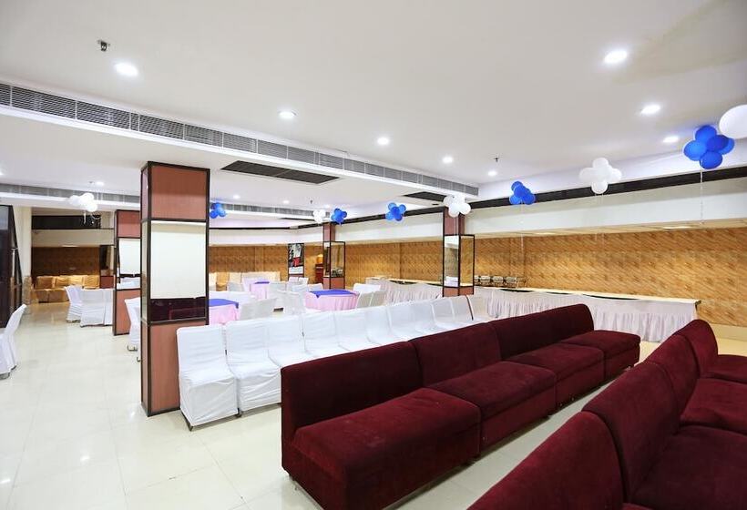 호텔 Abhay Palace By Oyo Rooms