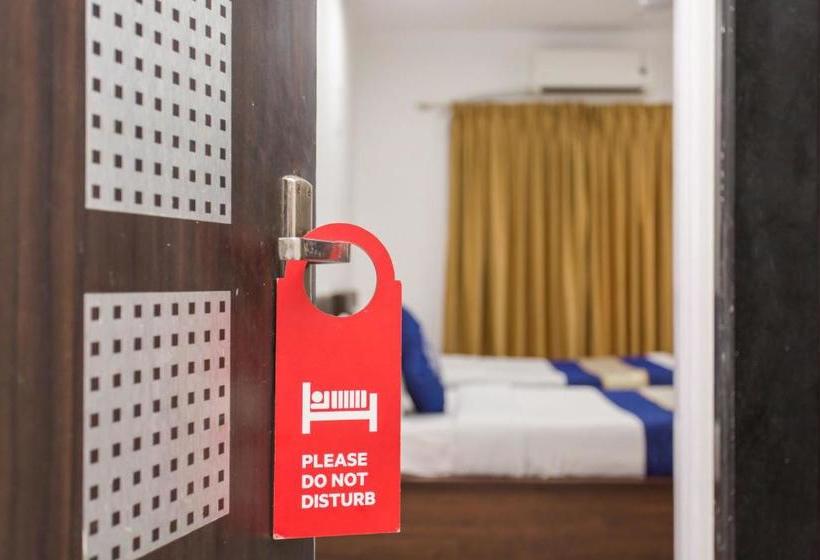 בית מלון כפרי Oyo 7150 Metro View Residency