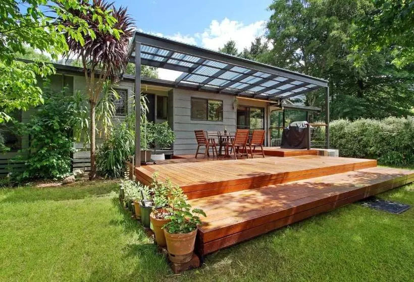 Rail Trail Cottage Bright