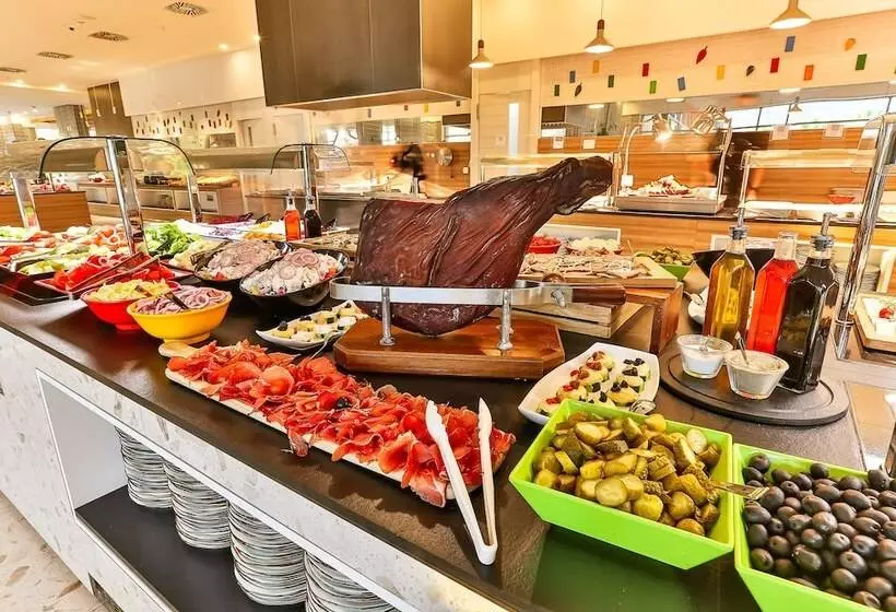Carine Hotel Kumbor Superior