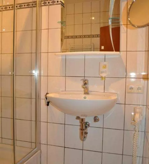 Hotelli Rügen Park Kg