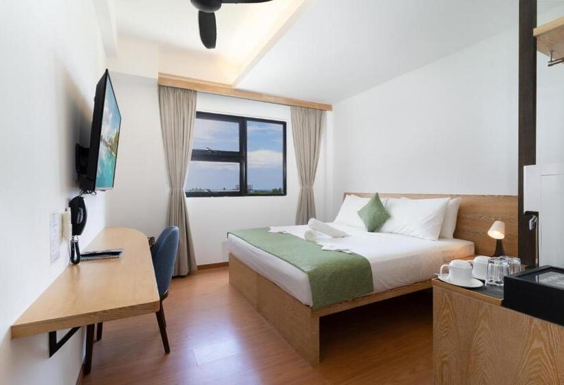 Ranthari Hotel And Spa Ukulhas Maldives