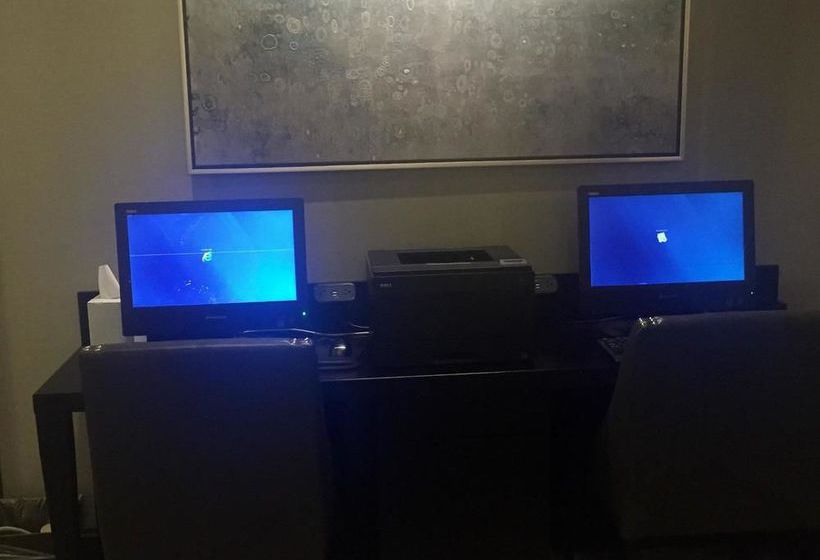 Golden Tulip Bethesda Court Hotel