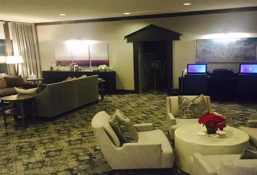 Golden Tulip Bethesda Court Hotel