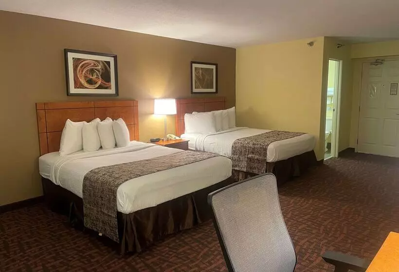 Отель Best Western Louisville East Inn & Suites