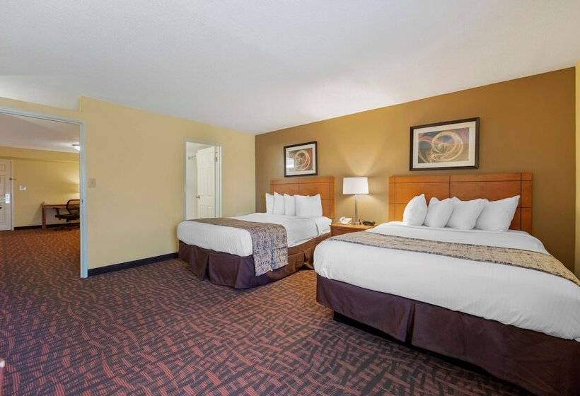 酒店 Best Western Louisville East Inn & Suites