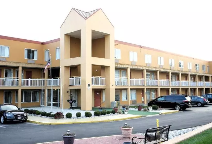 호텔 Copley Inn & Suites, Copley Akron