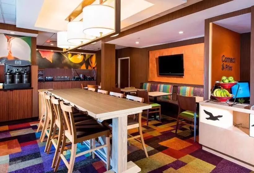 هتل Fairfield Inn By Marriott Pensacola I 10